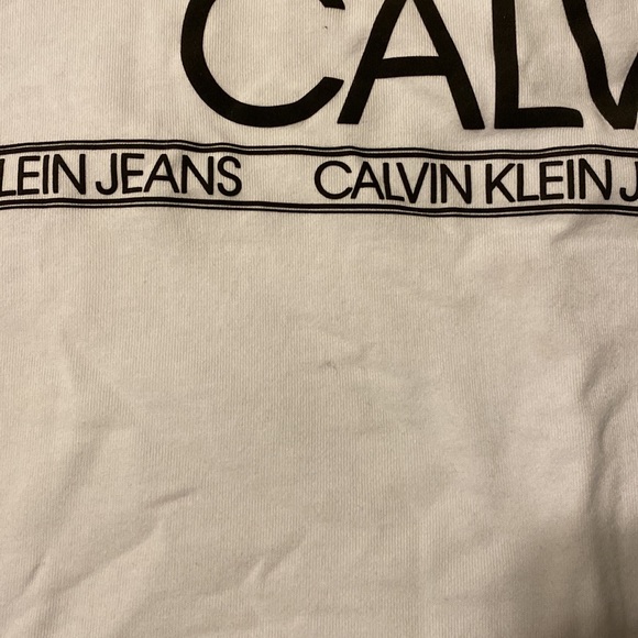 Calvin Klein boxy top show on the second pic - Picture 2 of 2